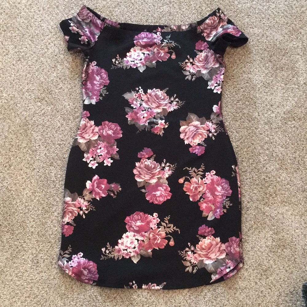 Mini dress
